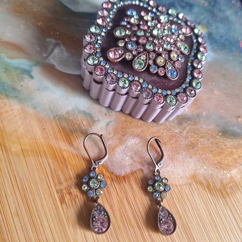 Joan Rivers Earrings And Ceramic Crystal Box